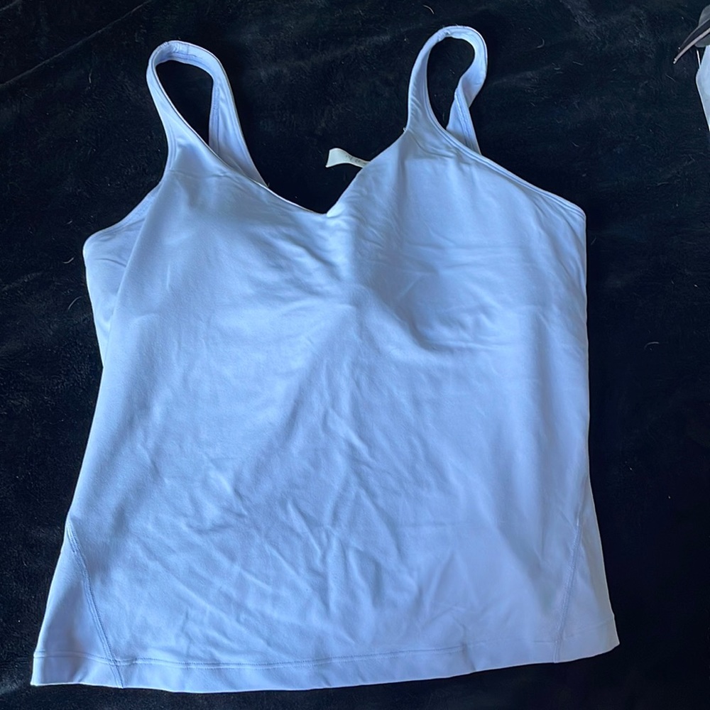 Lululemon tank